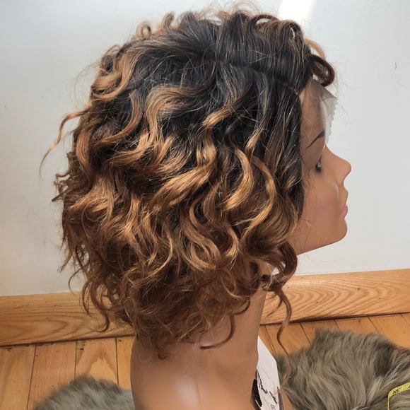 🧡Human Hair SHORT WAVY Swiss Lace Front Wig *NEW* - Picture 2 of 5